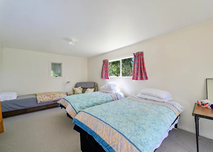 Gisborne Point Retreat - Rotoiti Holiday home *