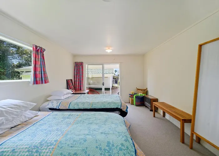 Gisborne Point Retreat - Rotoiti Rotorua